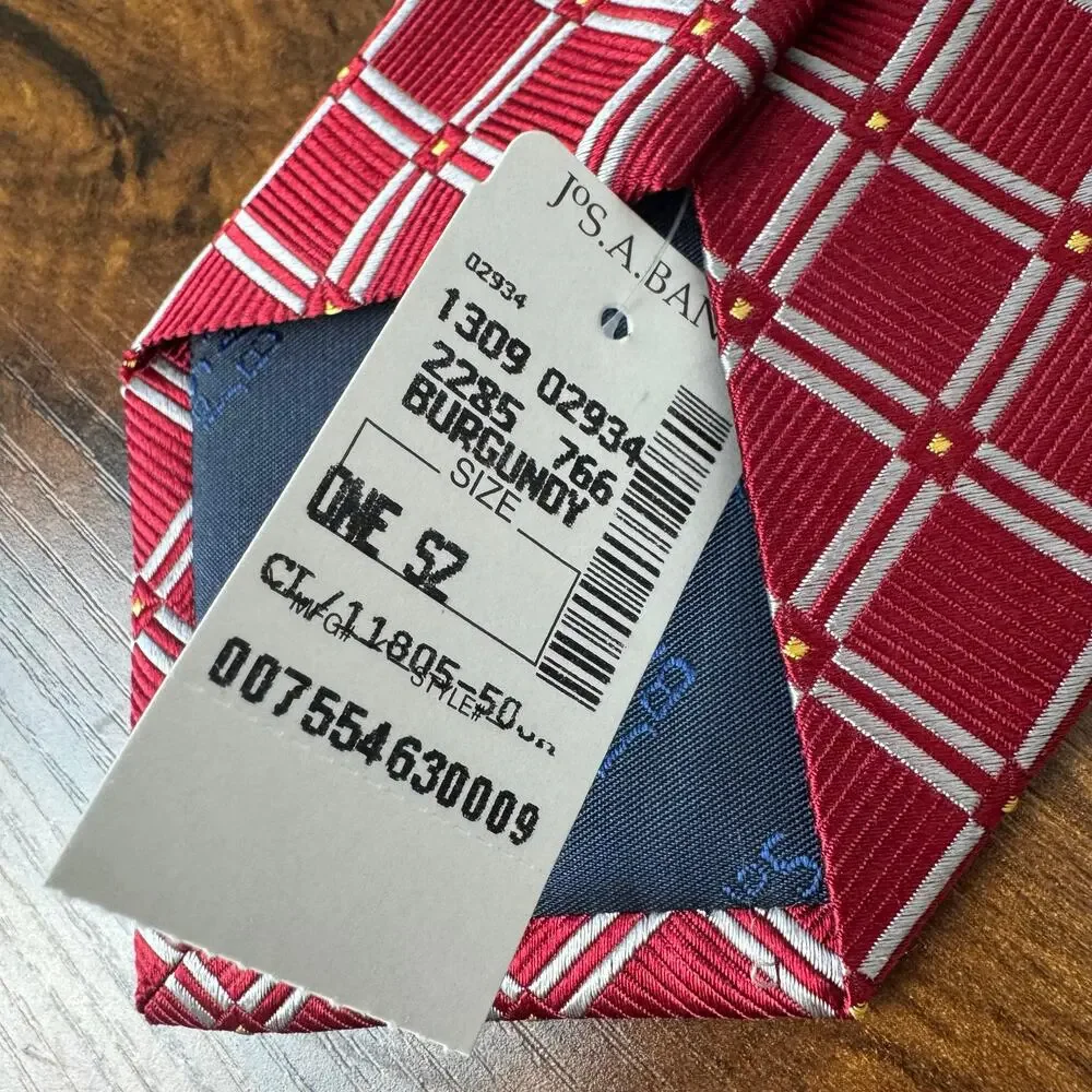 NWT JOS A.BANK tie Signature‎ collection Silk Necktie Geometric Red